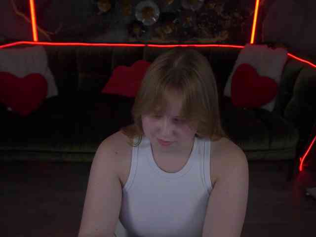 CrystallPaws webcam