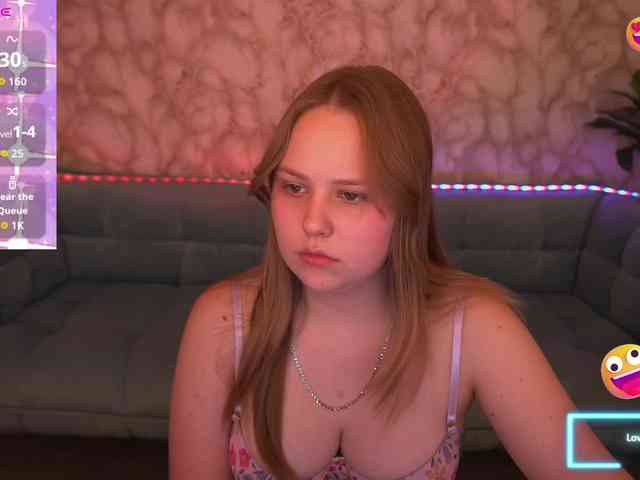 CrystallPaws Live Webcam on BongaCams