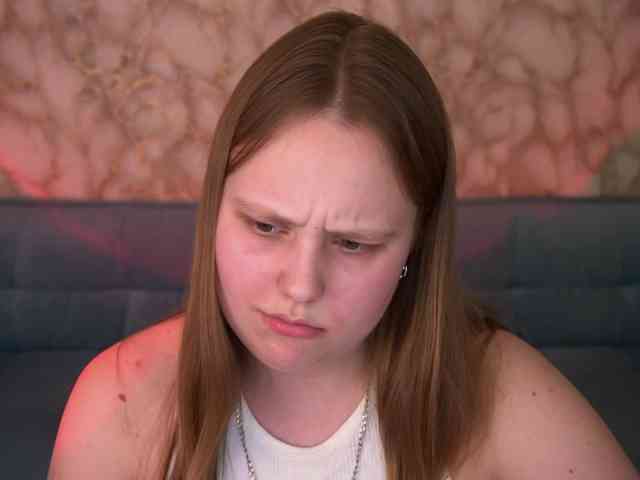 CrystallPaws Live Webcam on BongaCams