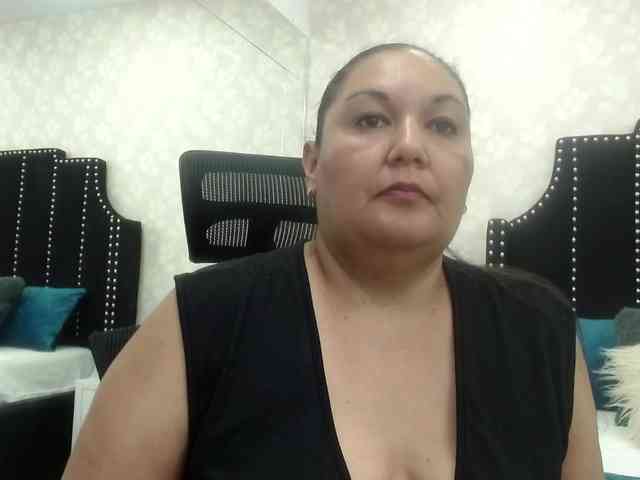 DevoraSanderrss webcam