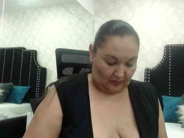 DevoraSanderrss webcam
