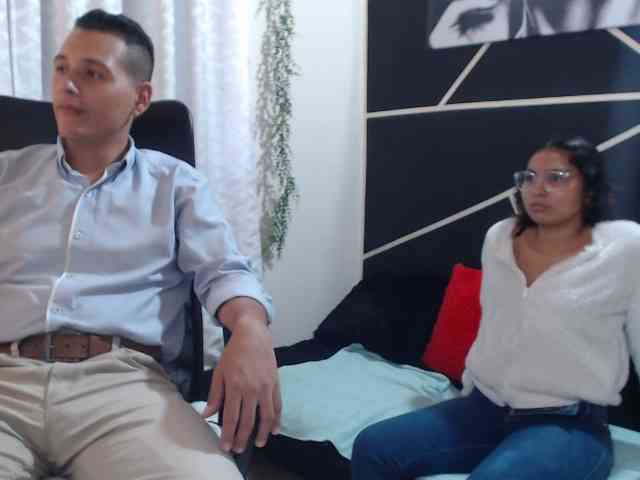 SOFIA-AND-LIAM webcam