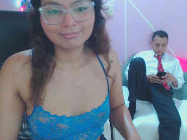 SOFIA-AND-LIAM webcam