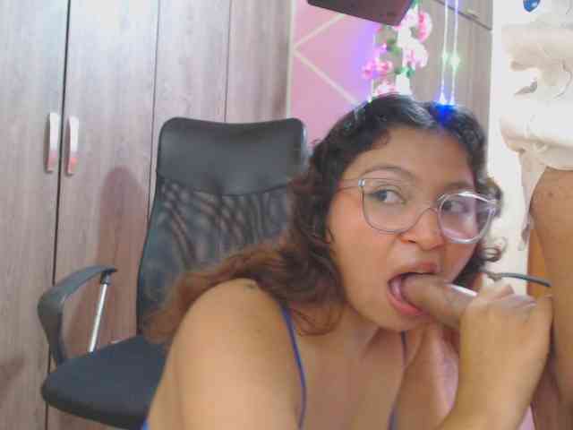 SOFIA-AND-LIAM webcam