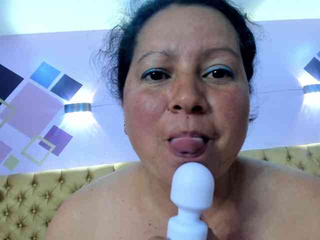 AmaranthaGrey webcam