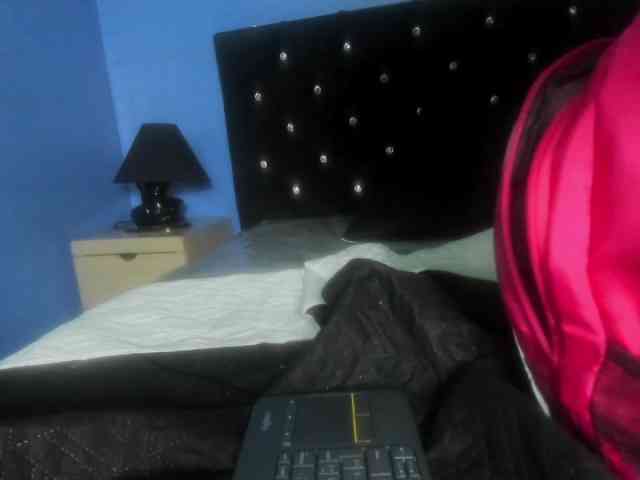 AmaranthaGrey webcam