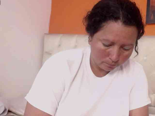 AmaranthaGrey webcam