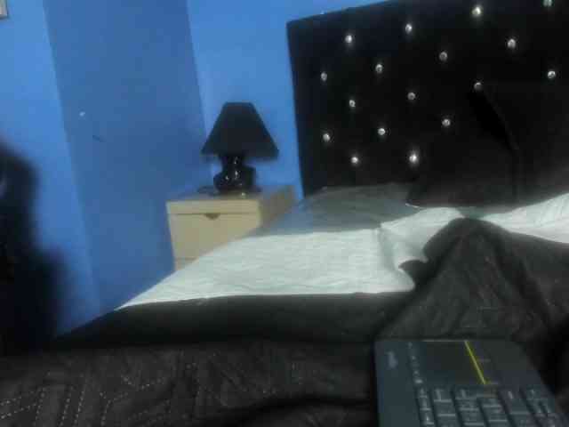 AmaranthaGrey webcam