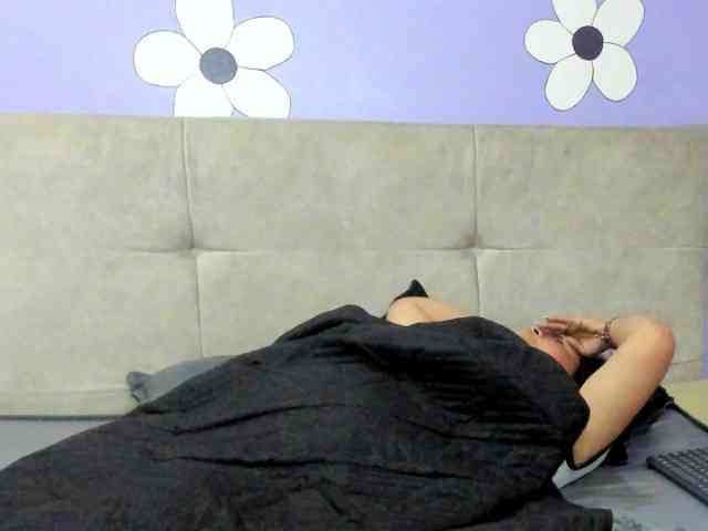 AmaranthaGrey webcam