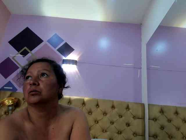 AmaranthaGrey webcam