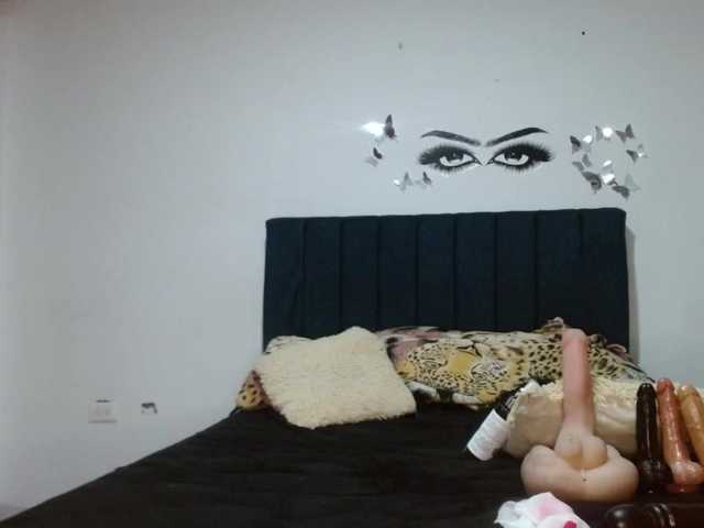 Keylertrue18's BongaCams show and profile