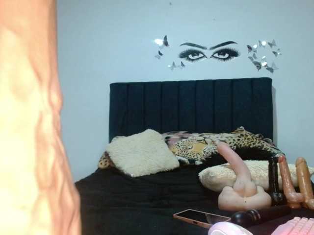 Keylertrue18's BongaCams show and profile