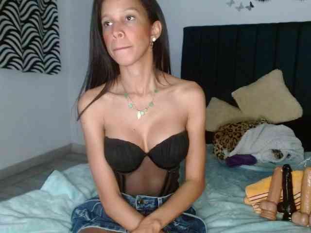 Keylertrue18 webcam