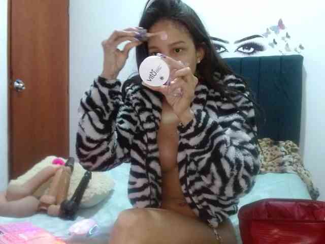 Keylertrue18 webcam
