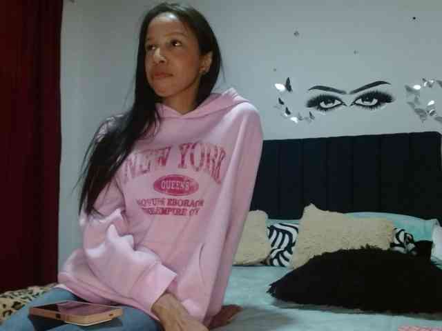 Keylertrue18 Live Webcam on BongaCams