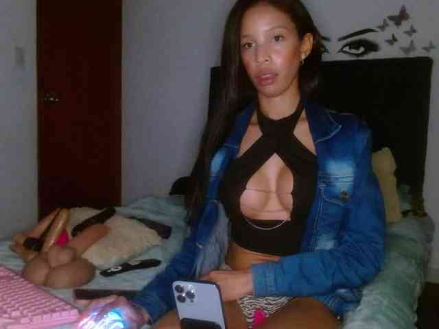 Keylertrue18 webcam