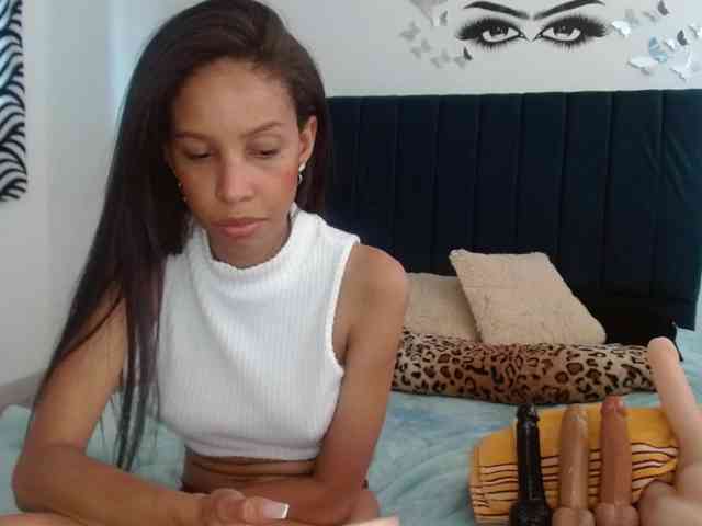 Keylertrue18 webcam