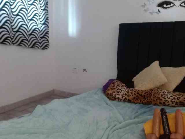 Keylertrue18 webcam