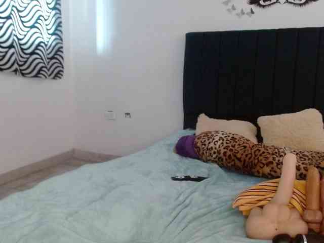 Keylertrue18 webcam