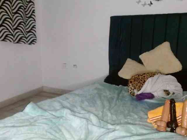 Keylertrue18 webcam