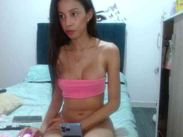 Keylertrue18 webcam