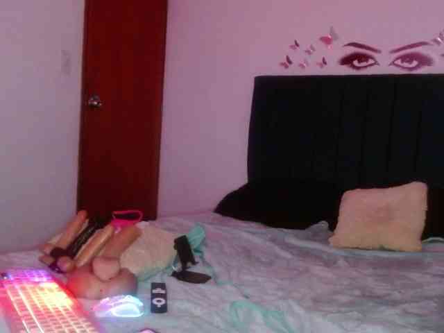 Keylertrue18 webcam