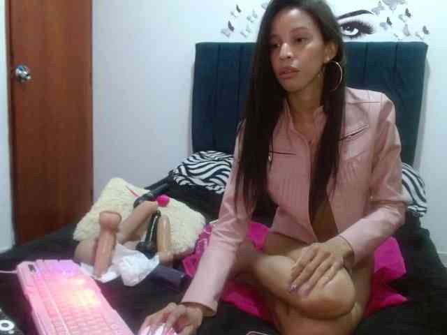 Keylertrue18 webcam