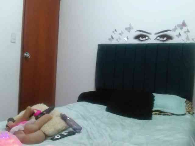 Keylertrue18 webcam