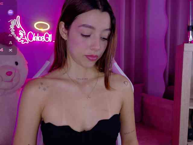 Chloegil webcam
