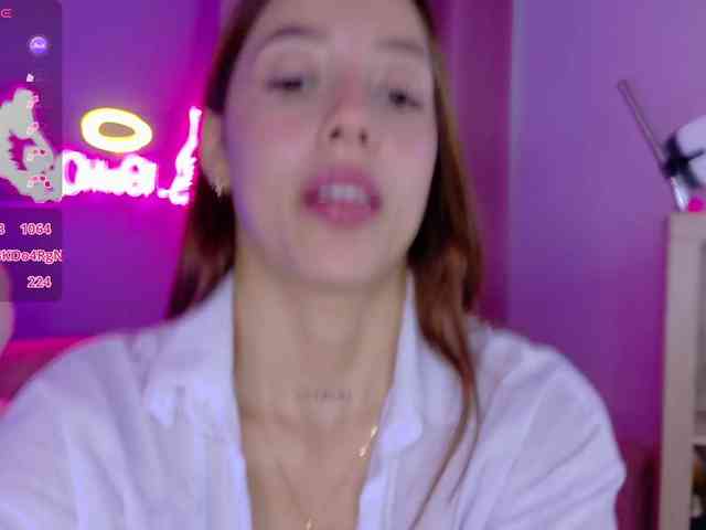 Chloegil webcam