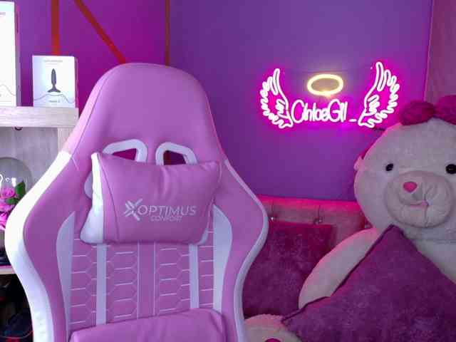 Chloegil webcam