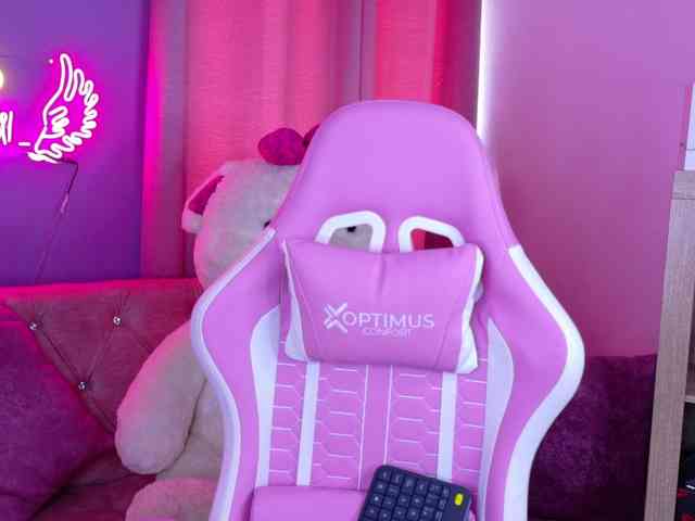 Chloegil webcam