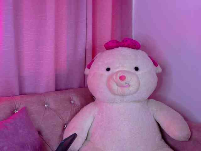 Chloegil webcam