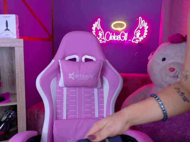 Chloegil webcam