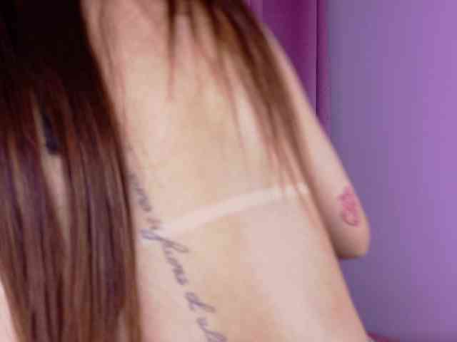 Chloegil webcam