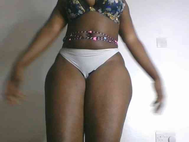 Freaky-ebonie webcam