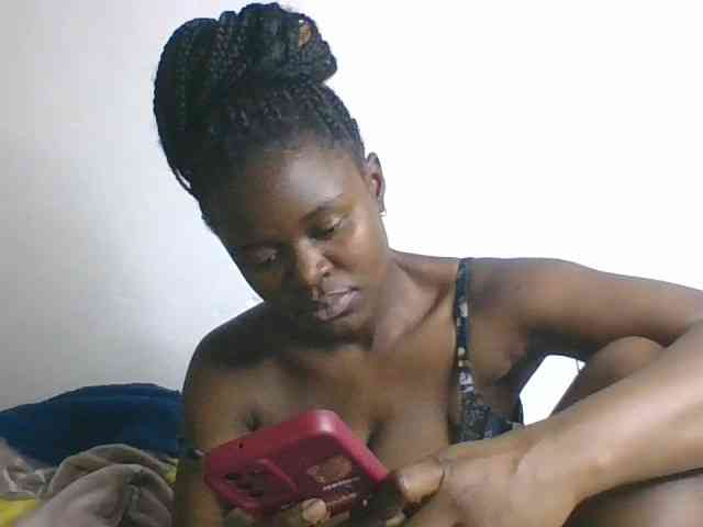 Freaky-ebonie webcam