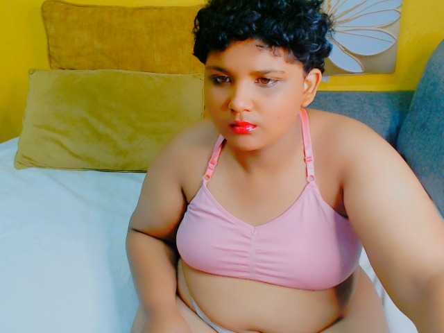 IndianFoxyXXX webcam