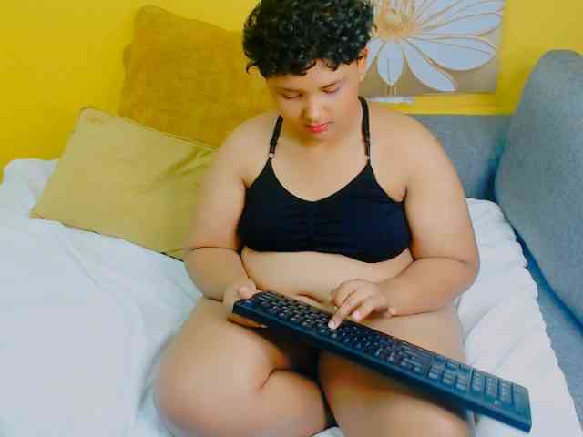 IndianFoxyXXX