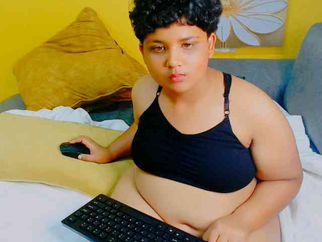 IndianFoxyXXX