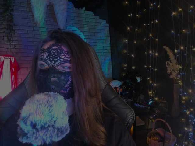 Li-Drago's BongaCams show and profile