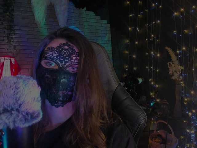 Li-Drago's BongaCams show and profile