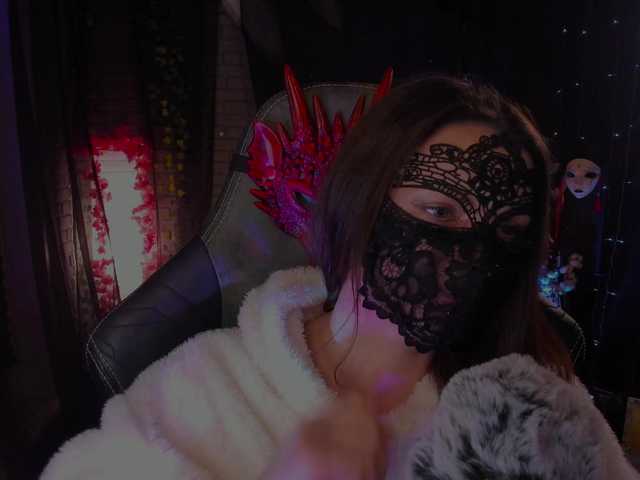 Li-Drago's BongaCams show and profile