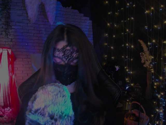 Li-Drago's BongaCams show and profile