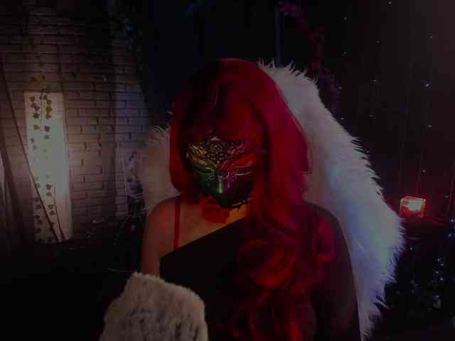 Li-Drago's webcam live show