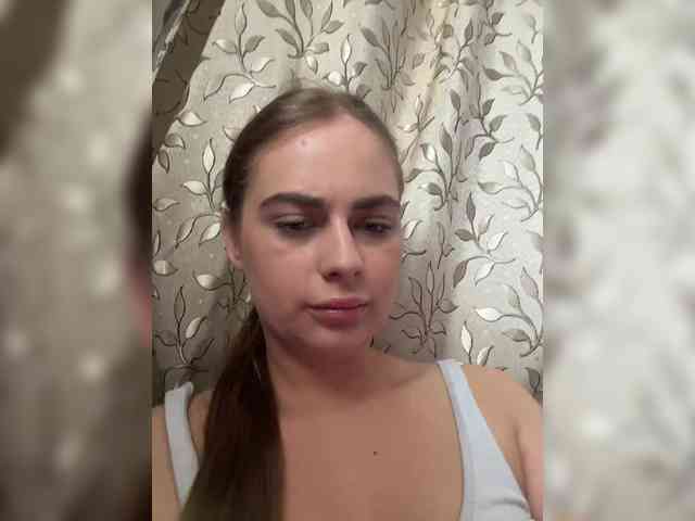 Essie-Kathrynne2114 webcam