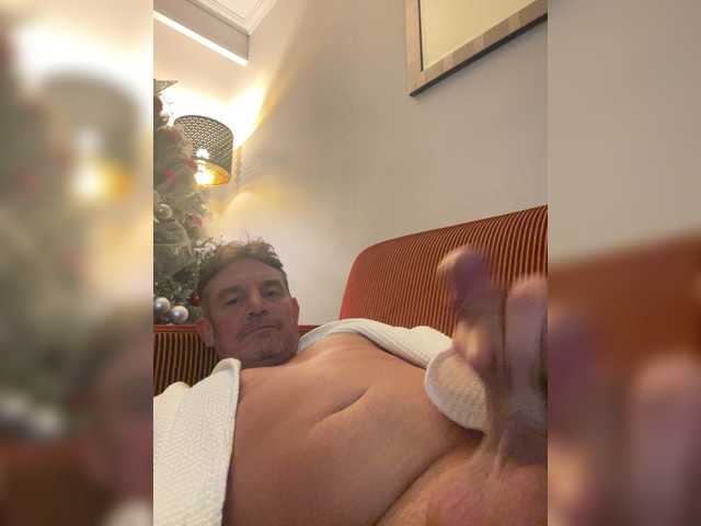 Mr_MrsSexyLife69