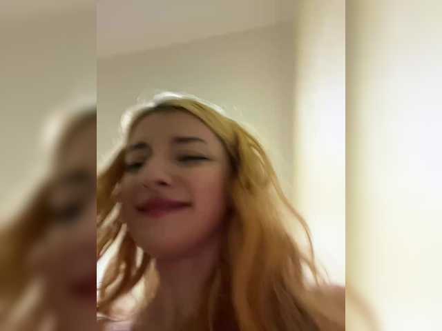 AnoraMelody on BongaCams 
