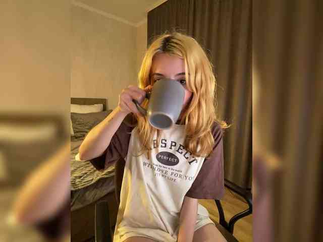 AnoraMelody webcam