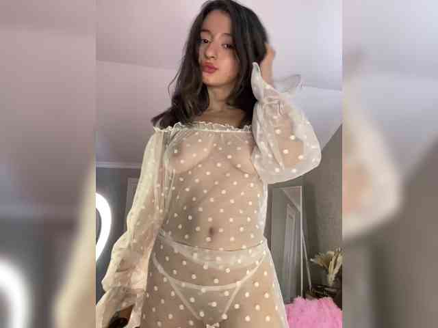 online live sex cam AnoraMelody